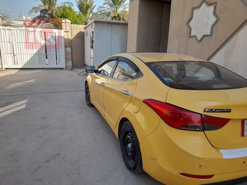 هیوندای ئەلەنترا